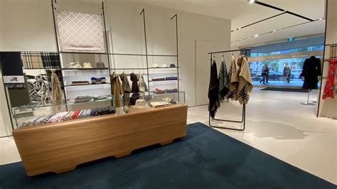 burberry bloor street toronto|burberry outlet toronto premium.